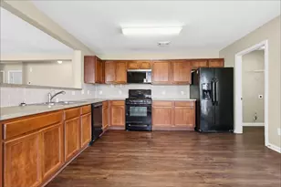 29507 Legends Stone Dr, Spring, TX 77386 - Photo 3