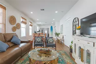 2912 Avenue R, Galveston, TX 77550 - Photo 3