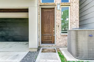 1721 Henderson St, Houston, TX 77007 - Photo 5