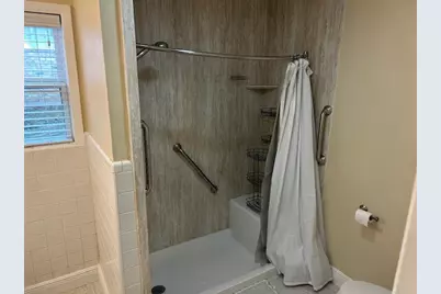 2405 Avenue S, Huntsville, TX 77340 - Photo 13