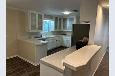 2405 Avenue S, Huntsville, TX 77340 - Photo 9