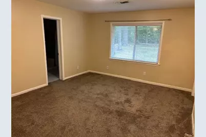 2405 Avenue S, Huntsville, TX 77340 - Photo 11