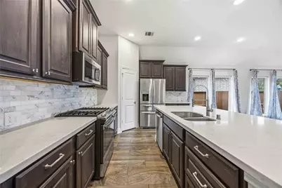 9314 Eckert Road, Iowa Colony, TX 77583 - Photo 5