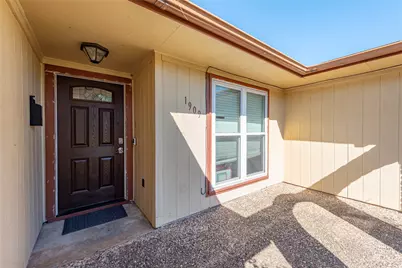 1909 New Orleans Street, Deer Park, TX 77536 - Photo 5