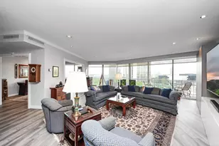 5050 Woodway Dr, Houston, TX 77056 - Photo 13