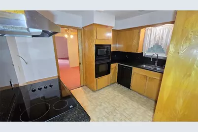 12118 Cathy Drive, Houston, TX 77065 - Photo 11