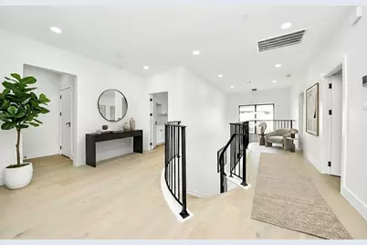 5115 Maple Street, Bellaire, TX 77401 - Photo 25