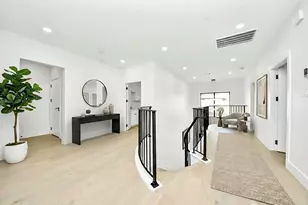 5115 Maple St, Bellaire, TX 77401 - Photo 25