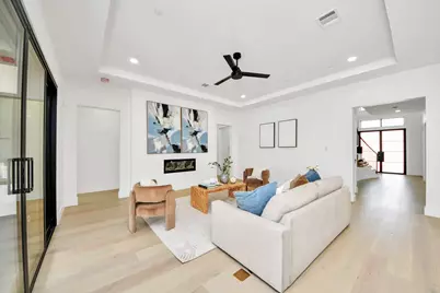 5115 Maple Street, Bellaire, TX 77401 - Photo 17