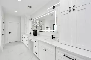 5115 Maple St, Bellaire, TX 77401 - Photo 31