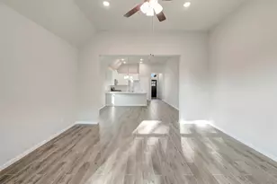 21927 Pecan Buff Dr, Waller, TX 77484 - Photo 11