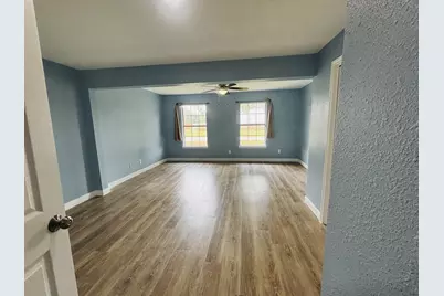 8201 Kenton Street, Houston, TX 77028 - Photo 17