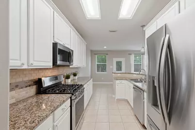71 S Burberry Park Circle, The Woodlands, TX 77382 - Photo 13
