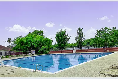 2106 Lakeshore Forest Court, Missouri City, TX 77459 - Photo 7