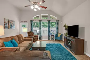 207 Timber Grv Ct, Clute, TX 77531 - Photo 5