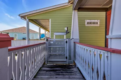 911 Tidelands Drive, Crystal Beach, TX 77650 - Photo 7