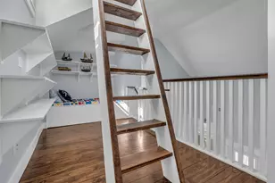 911 Tidelands Dr, Crystal Beach, TX 77650 - Photo 23