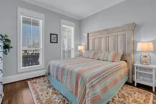 911 Tidelands Dr, Crystal Beach, TX 77650 - Photo 21