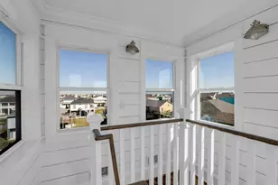 911 Tidelands Dr, Crystal Beach, TX 77650 - Photo 25