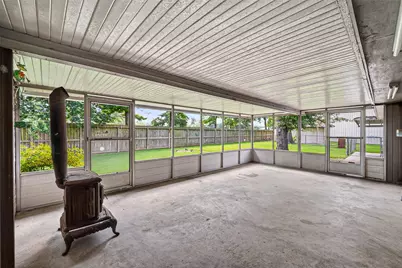 210 Woodhaven Street, Highlands, TX 77562 - Photo 41