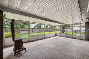 210 Woodhaven St, Highlands, TX 77562 - Photo 41