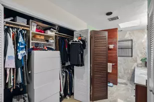 7510 W Briar Rose Dr, Houston, TX 77063 - Photo 29