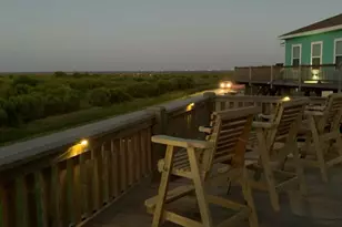 925 S Honeysuckle Dr, Crystal Beach, TX 77650 - Photo 17
