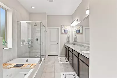 129 Saddle Drive, Jersey Village, TX 77065 - Photo 15