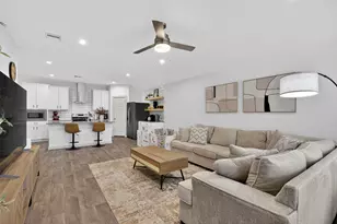 12812 Tokenhouse Ln, Houston, TX 77047 - Photo 5