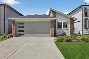 12812 Tokenhouse Ln, Houston, TX 77047 - Photo 1