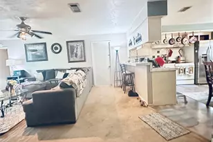 705 Phyllis Ct, Conroe, TX 77303 - Photo 7