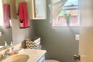 705 Phyllis Ct, Conroe, TX 77303 - Photo 17