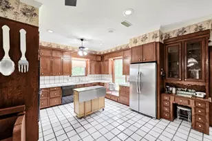 1800 S Magnolia St, Woodville, TX 75979 - Photo 21
