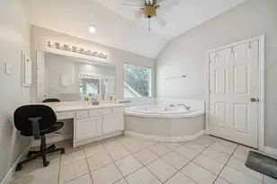 12310 Shadow Island Dr, Houston, TX 77082 - Photo 11