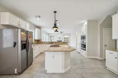 12310 Shadow Island Drive, Houston, TX 77082 - Photo 17