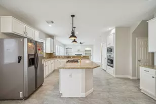 12310 Shadow Island Dr, Houston, TX 77082 - Photo 17