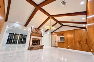 1143 Creekmont Dr, Houston, TX 77091 - Photo 3
