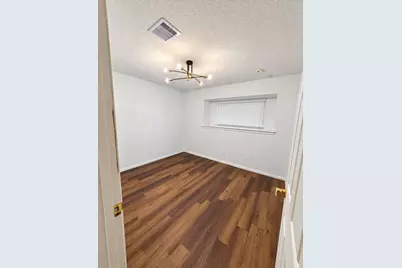 1143 Creekmont Drive, Houston, TX 77091 - Photo 15
