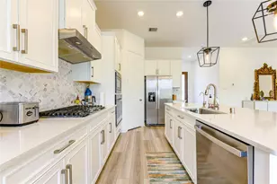 8102 Morning Melody Dr, Houston, TX 77063 - Photo 15