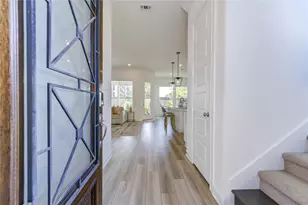 8102 Morning Melody Dr, Houston, TX 77063 - Photo 5