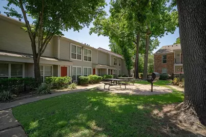 12800 Woodforest Boulevard #N2402, Houston, TX 77015 - Photo 3