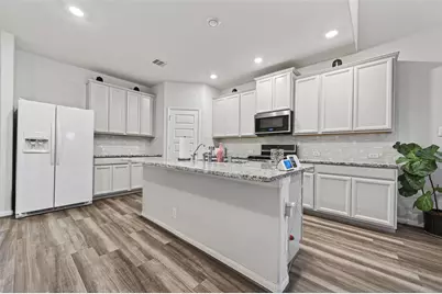 5806 Platinum Lakes Court, Richmond, TX 77469 - Photo 11