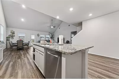 5806 Platinum Lakes Court, Richmond, TX 77469 - Photo 15