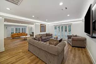 6321 Deerwood Rd, Houston, TX 77057 - Photo 9