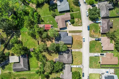 113 Highland Drive, Hitchcock, TX 77563 - Photo 19