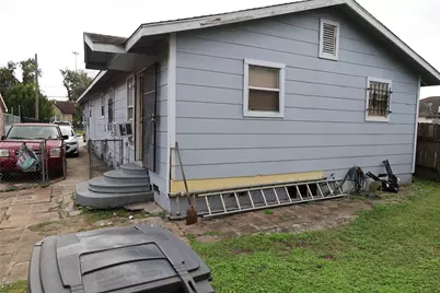 1009 Caplin Street, Houston, TX 77022 - Photo 23