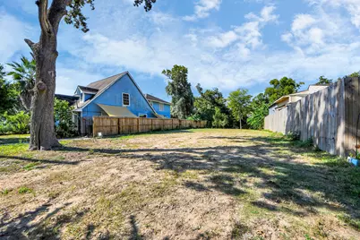 1740 Esperanza Street, Houston, TX 77023 - Photo 25
