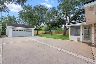 2022 Willow Wisp Drive, Seabrook, TX 77586 - Photo 43