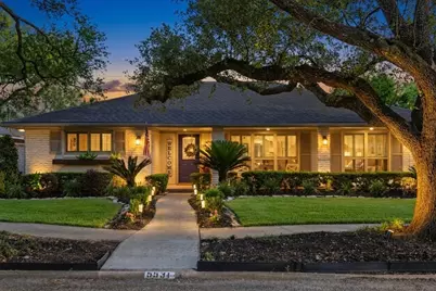 5531 Lymbar Drive, Houston, TX 77096 - Photo 1