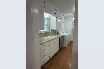 1719 Dunlavy Street, Houston, TX 77006 - Photo 5